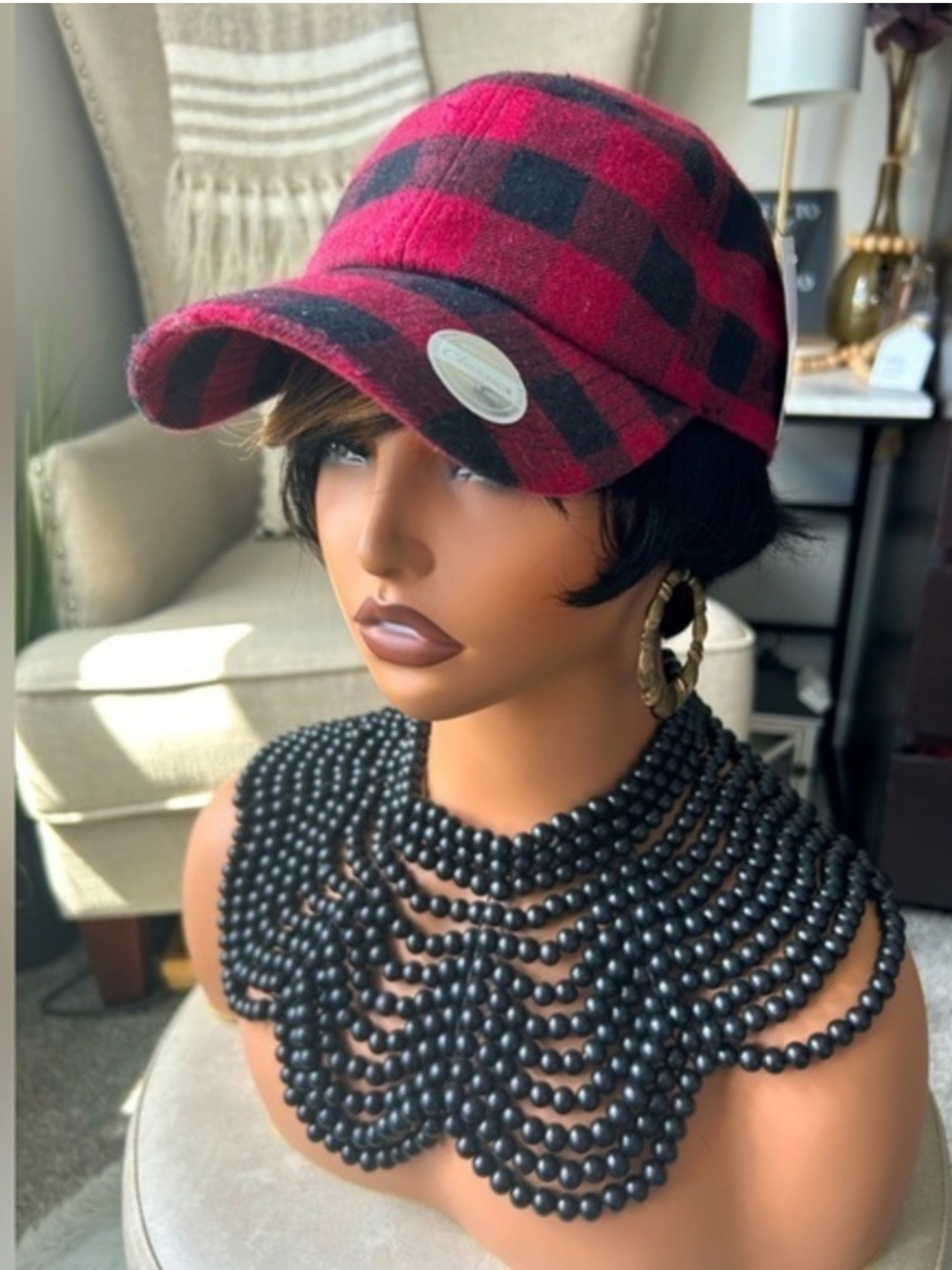 🌸 NEW Urban Outfitters Red and Black Plaid Wool Cap